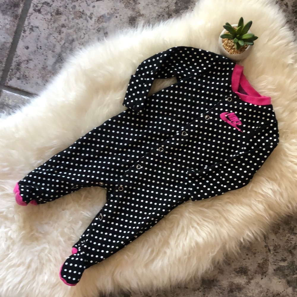 NIKE Polka Dot SLEEPER Pink Swish
